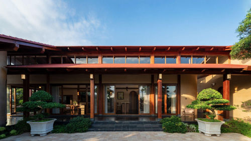 Nhà U: Ngôi nhà gắn kết ba thế hệ quanh khoảng sân chung | NAQI & PARTNERS – ảnh 1